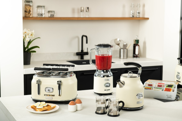 WESTINGHOUSE Retro blender WKBE221WH beli