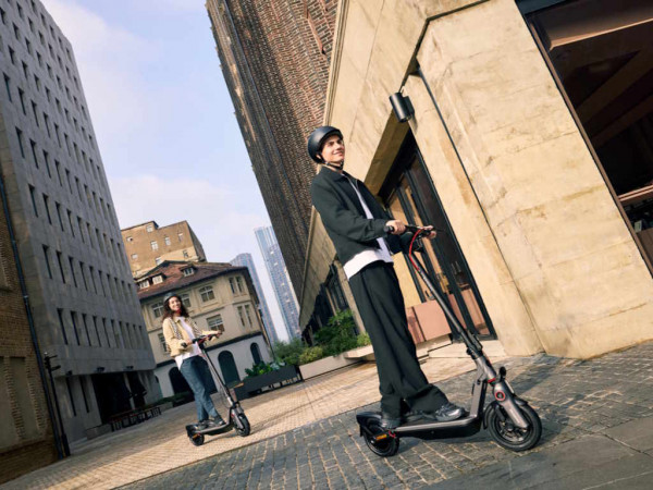 SEGWAY Elektricni trotinet NINEBOT F3 E
