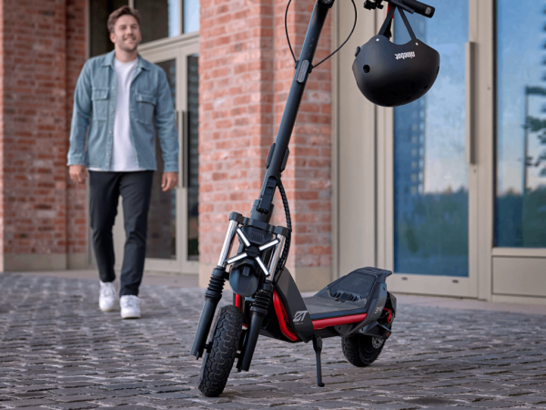 SEGWAY Elektricni Trotinet NINEBOT ZT3 PRO I