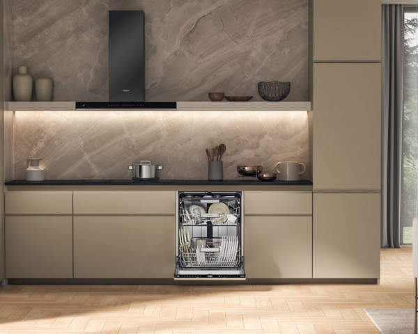 WHIRLPOOL W7I HF60 TU ugradna mašina za pranje sudova