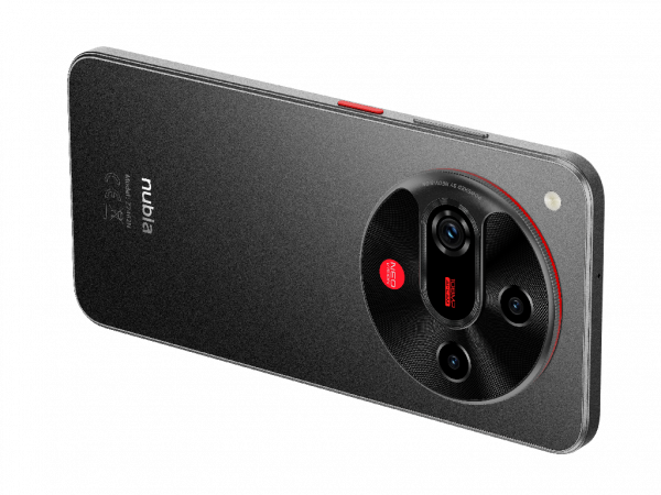 ZTE Smartphone Nubia Focus crna