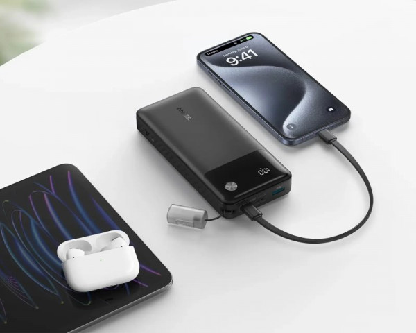 ANKER 20000mAh, 30W, Power Bank crni