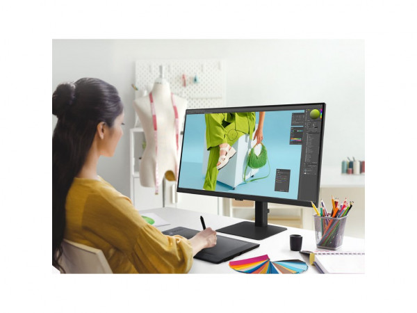 SAMSUNG Monitor LS27D700EAUXEN 27 inch IPS 3840x2160 60Hz 5ms GtG HDMI,DP Pivot,visina VESA crna