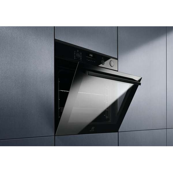 Electrolux Ugradna rerna EOC6P77H