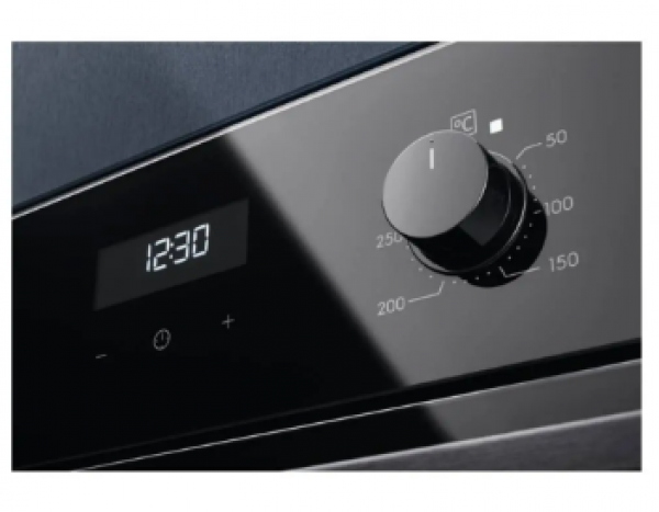 Electrolux Ugradna rerna EOF5C50BZ