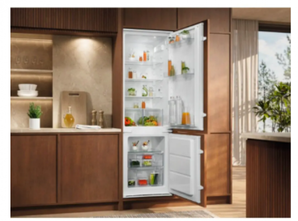 Electrolux Kombinovani frizider lns3le18s